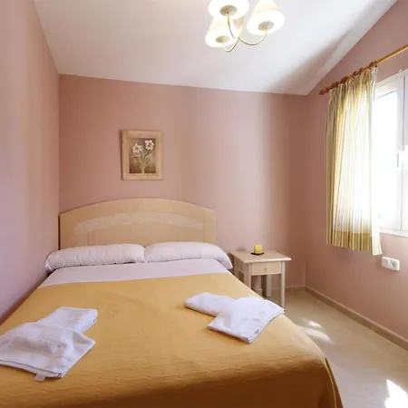 Villas Cala Galdana 2